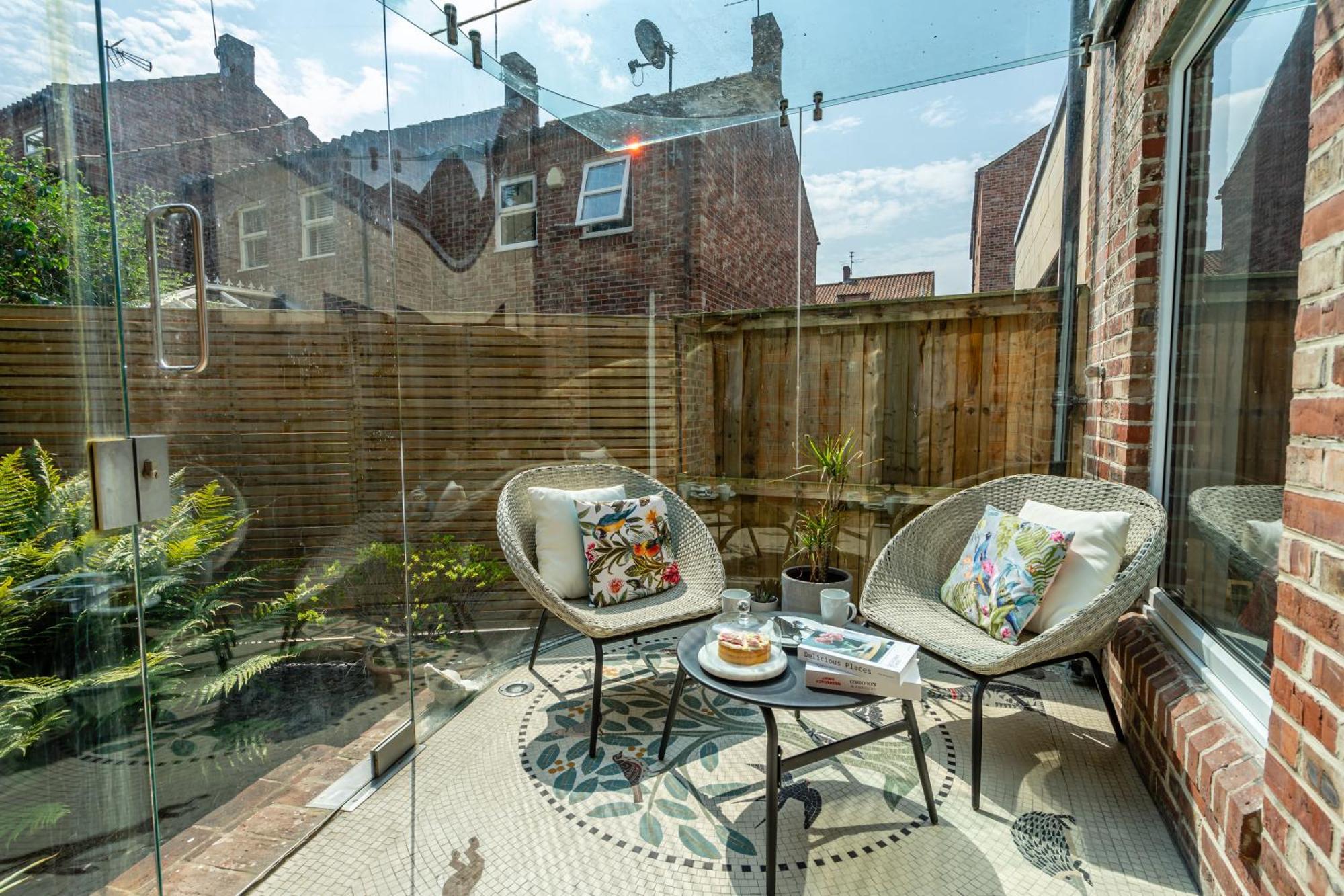 16 Hunt Court Villa York Exterior foto
